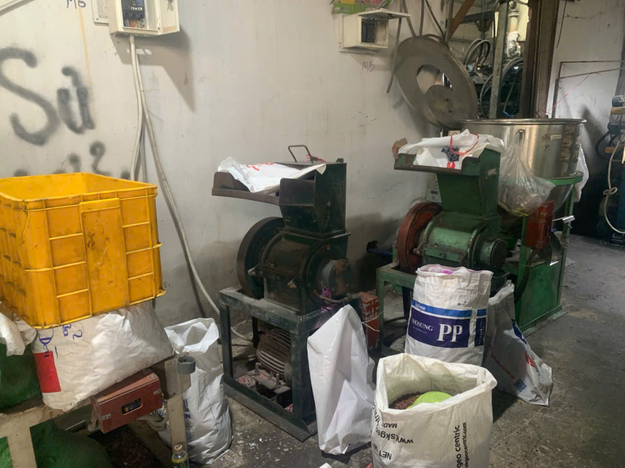 Crushing machine 2